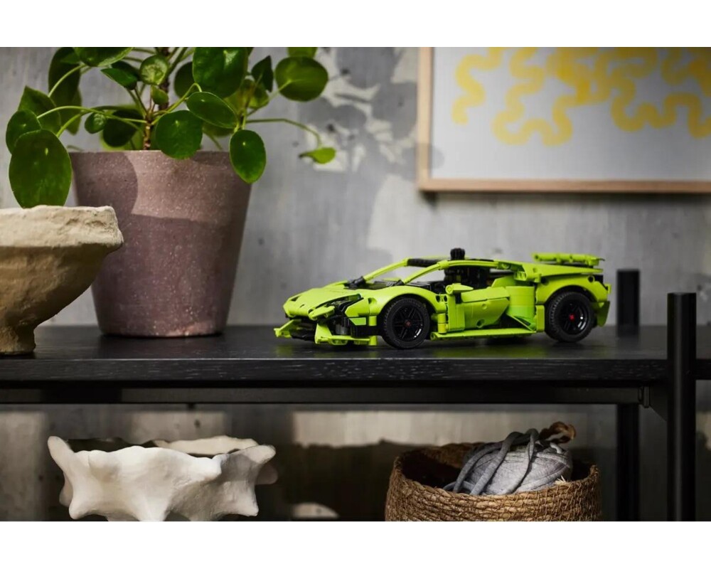 Конструктор LEGO Technic - Lamborghini Huracan Tecnica - 42161 6