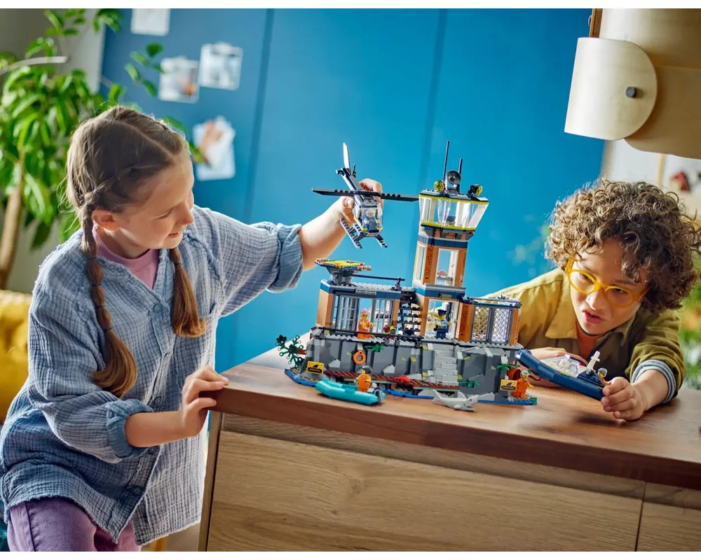 Конструктор LEGO City - Police Prison Island - 60419 8
