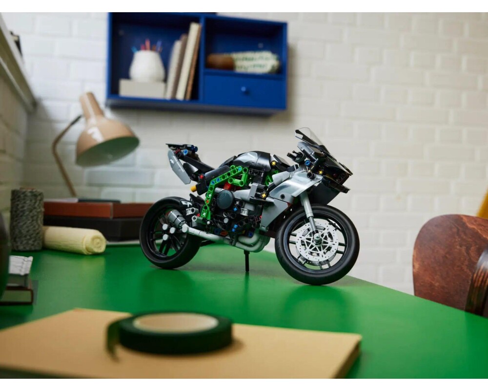 Конструктор LEGO Technic - Kawasaki Ninja H2R - 42170 6