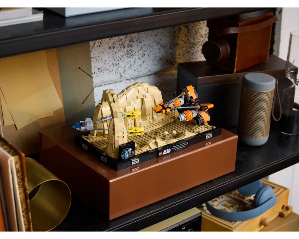 Конструктор LEGO STAR WARS - Mos Espa Podrace - Diorama, 75380 3