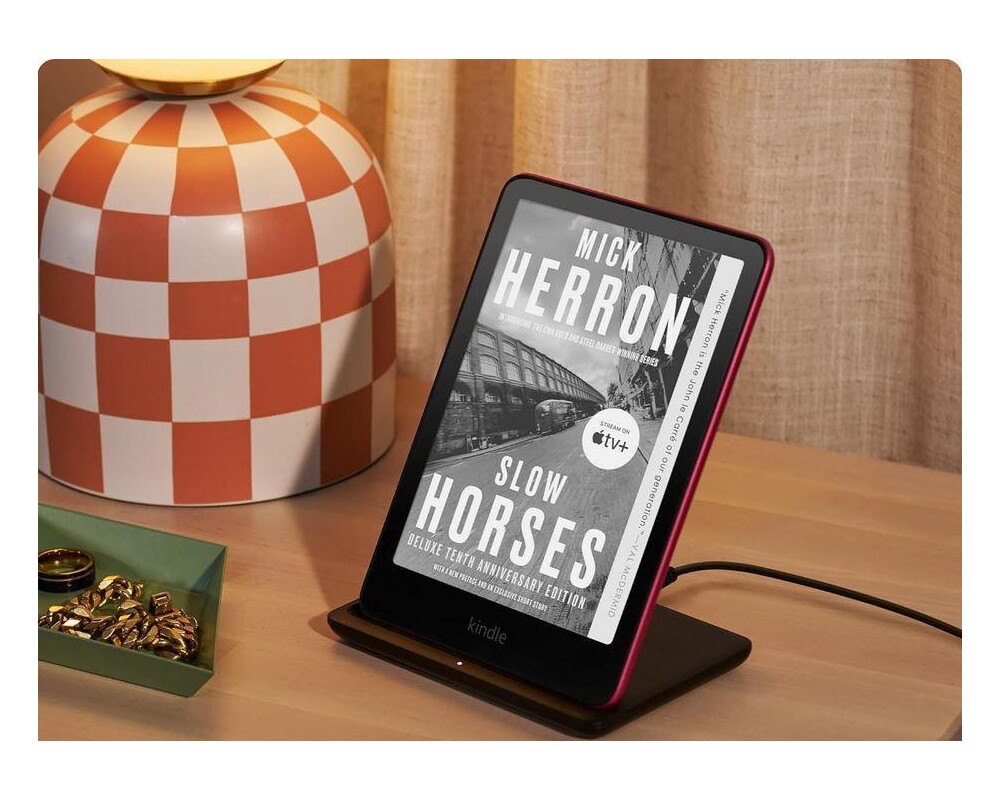 Електронна книга Kindle Paperwhite Signature Edition 7", 32GB, 2024, 12 генерация, IPX8, metallick black 3