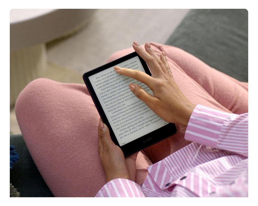 Електронна книга Kindle Paperwhite Signature Edition 7", 32GB, 2024, 12 генерация, IPX8, metalilic jade 2