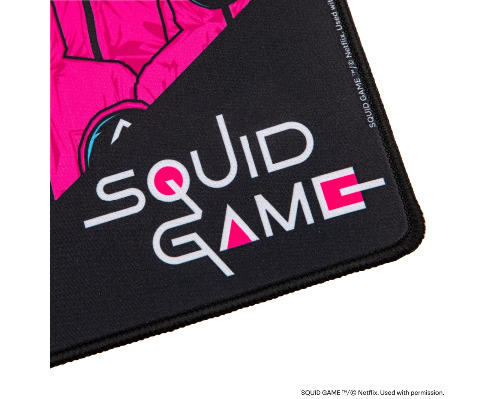 Пад за мишка Netflix Squid Game - Front Man And Guards Desk Mat 4