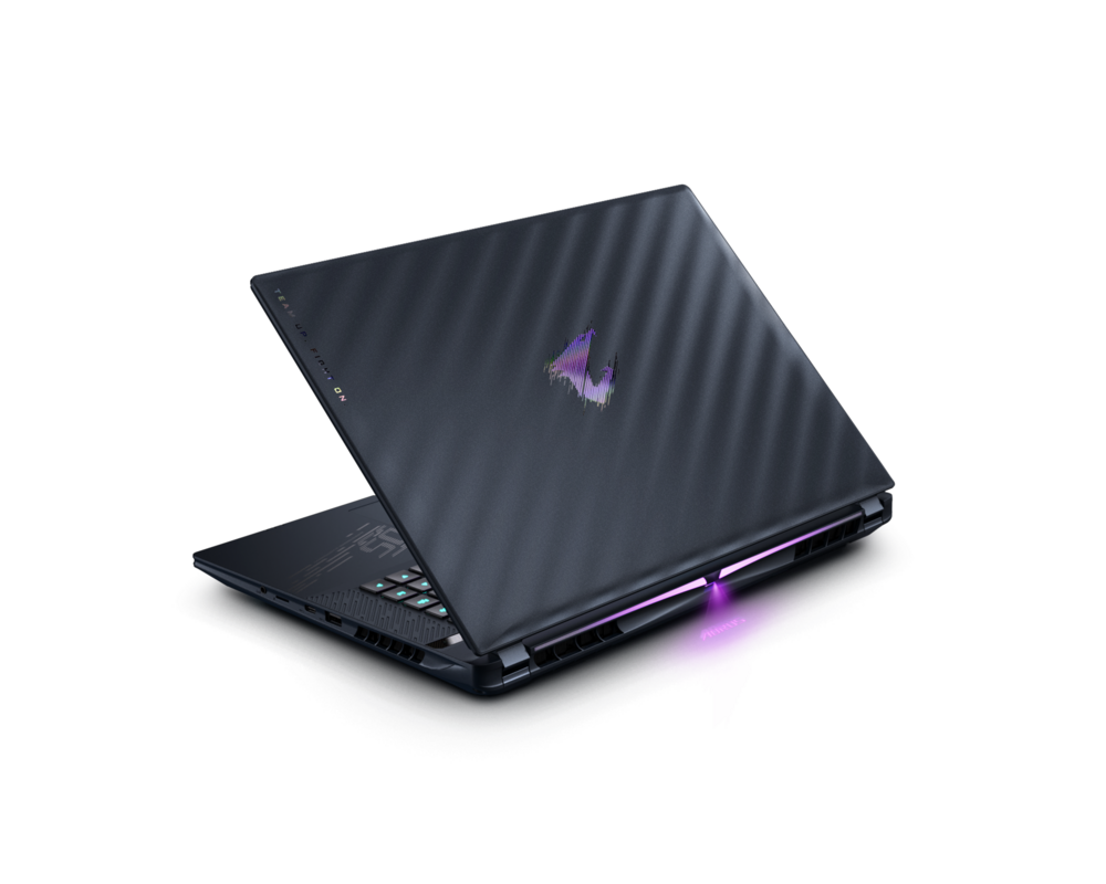 Лаптоп GIGABYTE AORUS MASTER 16 BYH 6