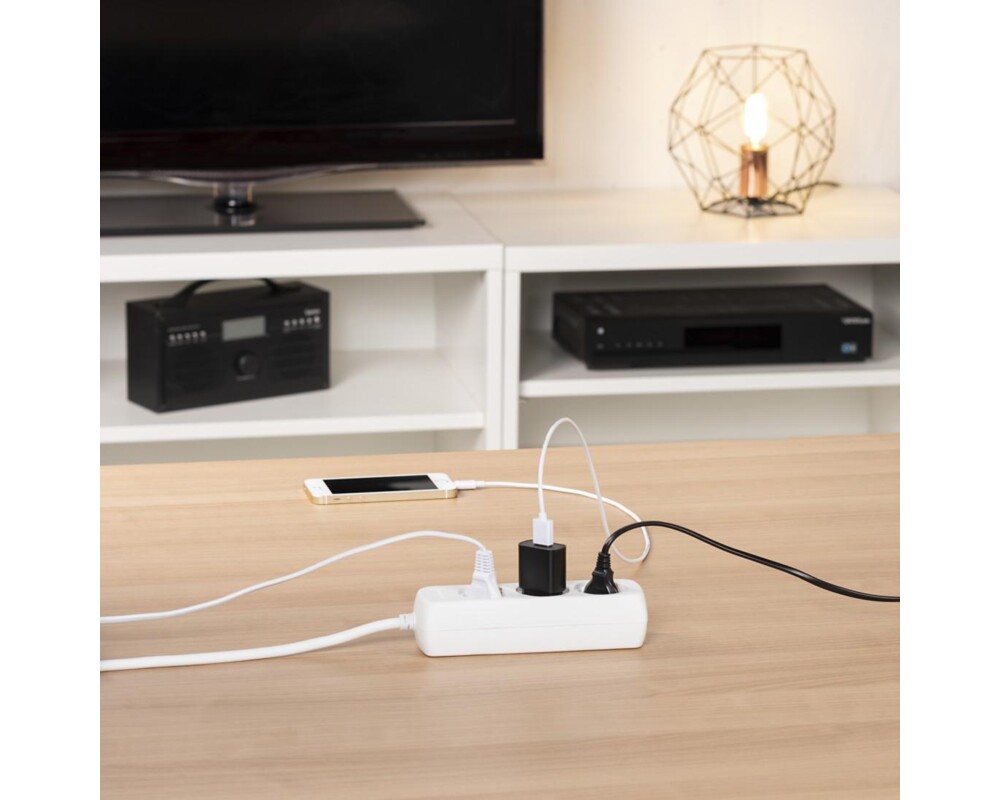 Разклонител HAMA Разклонител 3 гнезда, 1.4м, бял 9