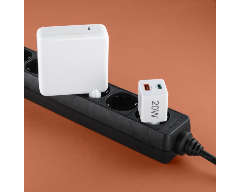Зарядно HAMA Бързо мини  1x USB-C, 1x USB-A, PD, 20 W, бяло 12