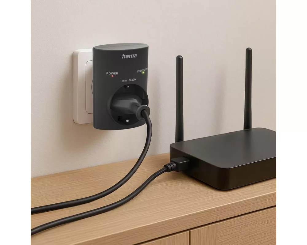 Разклонител HAMA Контакт с вградена защита от пренапрежение, черен 5