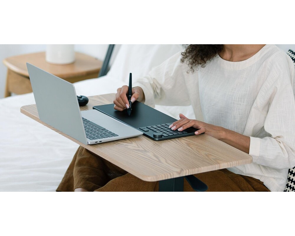 Графичен таблет HUION Inspiroy Keydial KD200, USB-C, Bluetooth, Metal Grey 2 Графичен таблет HUION Inspiroy Keydial KD200, USB-C, Bluetooth, Metal Grey 2