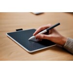 Графичен таблет Wacom One Pen tablet Small, Bluetooth 5.1, Бял 4 Графичен таблет Wacom One Pen tablet Small, Bluetooth 5.1, Бял 4