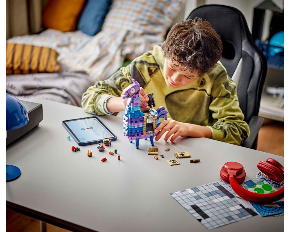 Конструктор LEGO Fortnite supply llama- 77071 4 Конструктор LEGO Fortnite supply llama- 77071 4