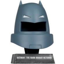DC Direct Armored Batman (The Dark Knight Returns) Cowl Replica 1:3 Scale McFarlane 862063 MCFARLANE-17936 на топ цена - PIC.bg  DC Direct Armored Batman (The Dark Knight Returns) Cowl Replica 1:3 Scale McFarlane 862063 MCFARLANE-17936 на топ цена - PIC.bg